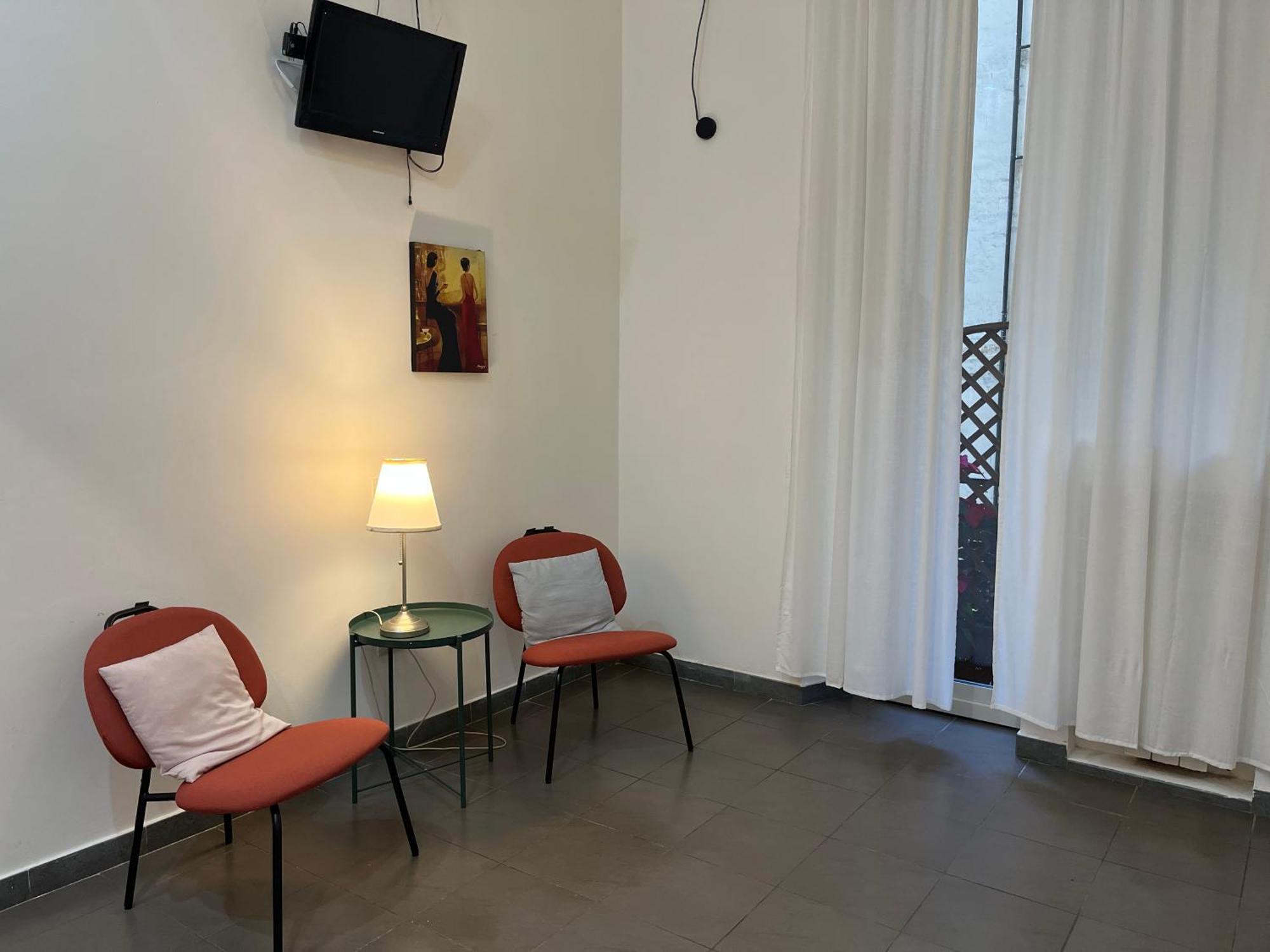 La Casa Di Raffy, Rome